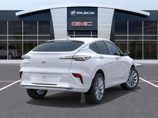 White Frost Tricoat 2026 Buick Envista Avenir FWD