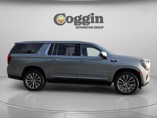 Sterling Metallic 2024 GMC Yukon XL Denali