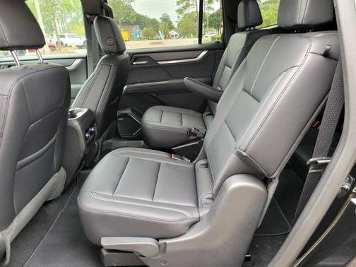 2026 GMC Acadia FWD Elevation