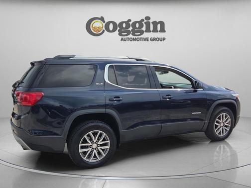 Dark Sapphire Blue Metallic 2017 GMC Acadia SLE-2