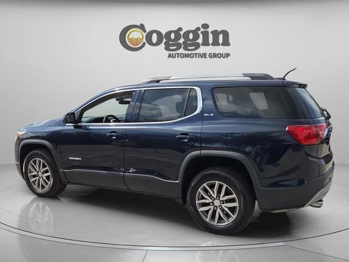 Dark Sapphire Blue Metallic 2017 GMC Acadia SLE-2
