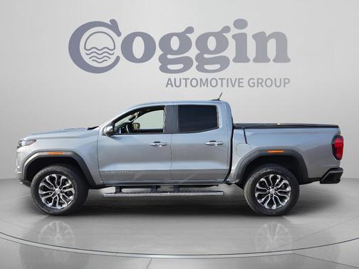 Sterling Metallic 2023 GMC Canyon Denali
