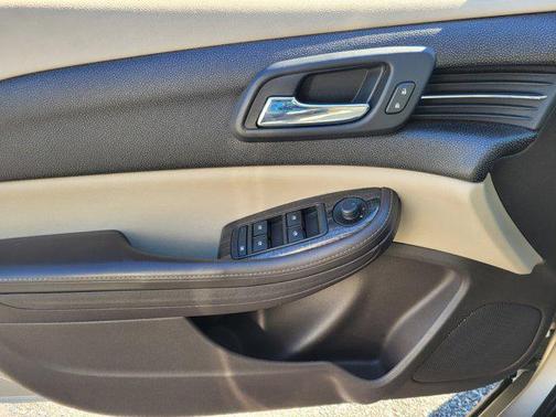 2015 Chevrolet Malibu 1LT