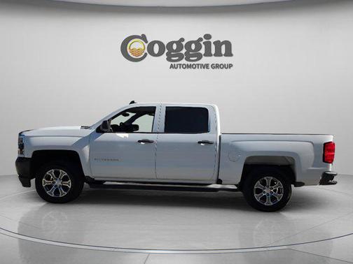 Summit White 2017 Chevrolet Silverado 1500 WT