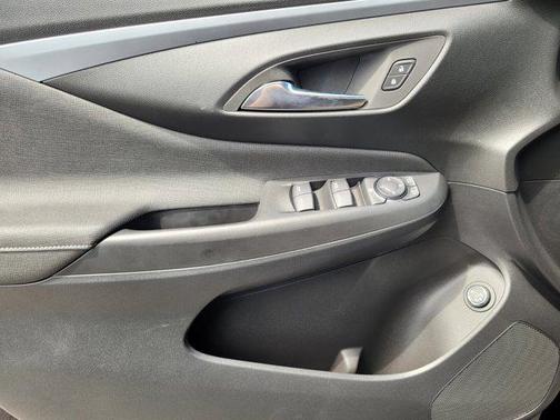 2025 Buick Envista Preferred FWD