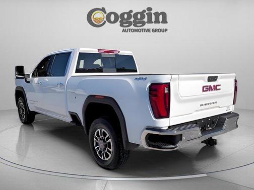 2026 GMC Sierra 3500 SLT