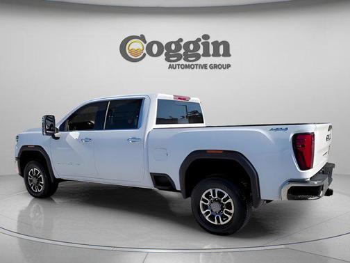 2026 GMC Sierra 3500 SLT