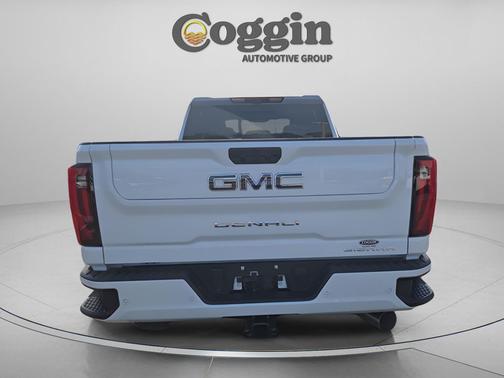 Glacier White Tricoat 2026 GMC Sierra 2500 Denali Ultimate