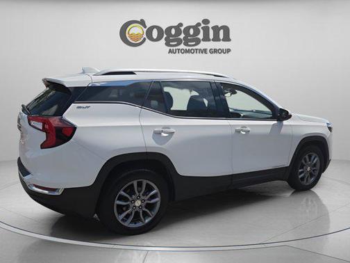 Summit White 2023 GMC Terrain SLT