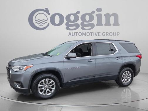 Satin Steel Metallic 2021 Chevrolet Traverse LT Leather