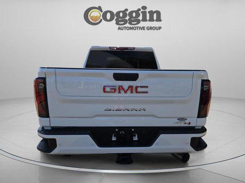 Summit White 2025 GMC Sierra 2500 AT4