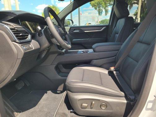 2026 GMC Acadia FWD Elevation