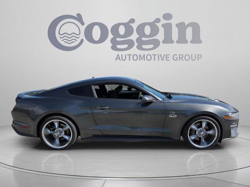 Magnetic 2020 Ford Mustang GT