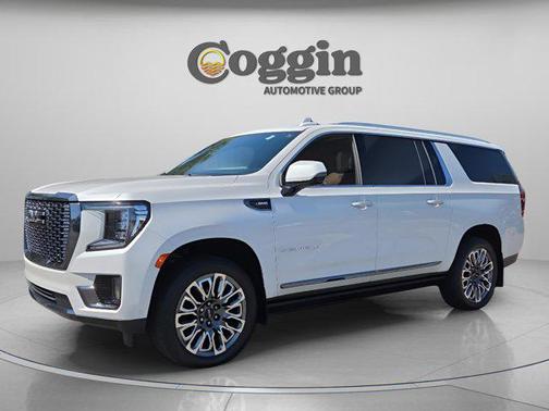 White Frost Tricoat 2023 GMC Yukon XL Denali Ultimate