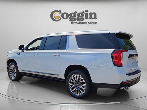 White Frost Tricoat 2023 GMC Yukon XL Denali Ultimate