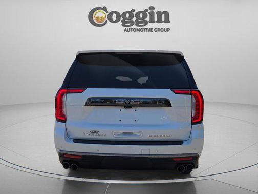 White Frost Tricoat 2023 GMC Yukon XL Denali Ultimate