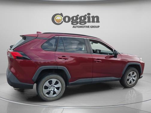 Ruby Flare Pearl 2020 Toyota RAV4 LE