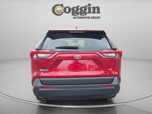 Ruby Flare Pearl 2020 Toyota RAV4 LE