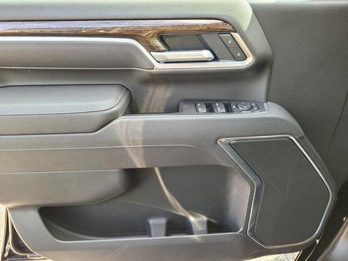 2026 GMC Sierra 2500 SLE