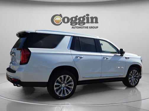 White Frost Tricoat 2021 GMC Yukon Denali