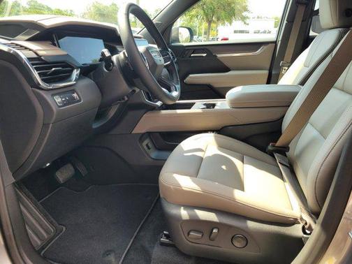2026 GMC Acadia FWD Elevation