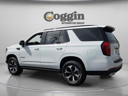 Summit White 2026 GMC Yukon 4WD AT4 Ultimate