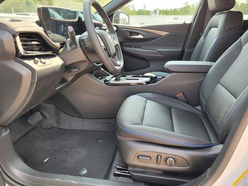 2025 Buick Envista Sport Touring FWD