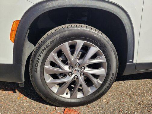 2025 Buick Enclave Preferred FWD