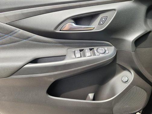 2025 Buick Envista Sport Touring FWD