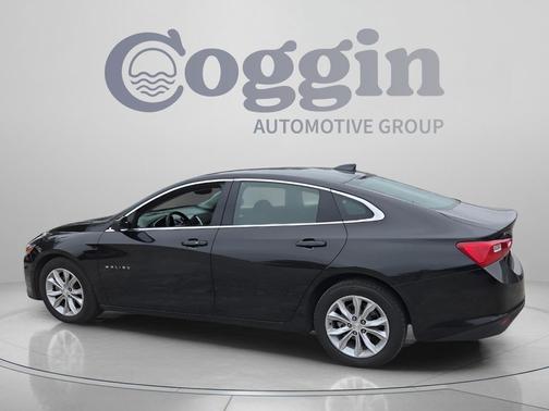 Mosaic Black Metallic 2025 Chevrolet Malibu FWD 1LT