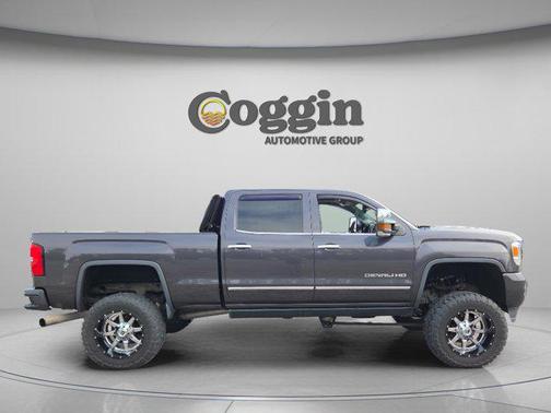 Iridium Metallic 2016 GMC Sierra 2500 Denali