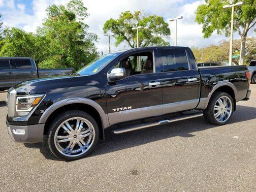 2023 Nissan Titan Platinum Reserve