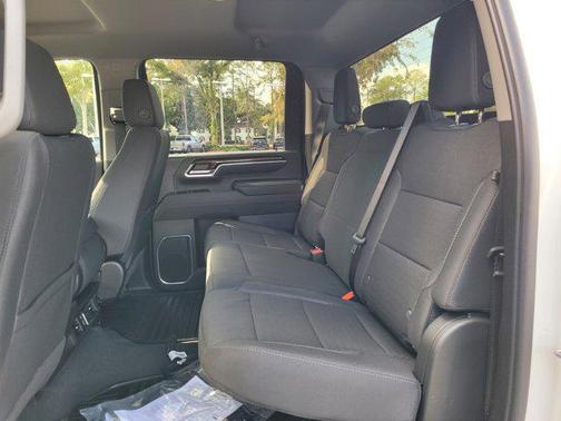 2026 GMC Sierra 2500 SLE