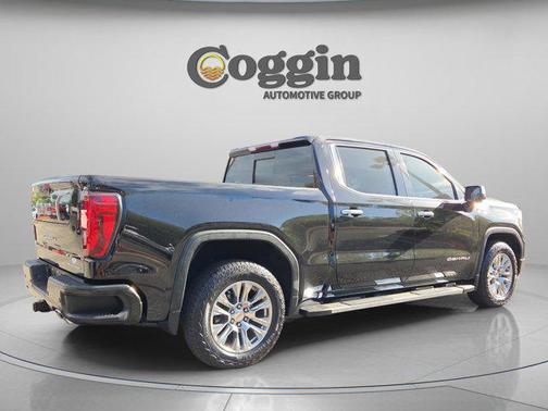 Onyx Black 2021 GMC Sierra 1500 Denali