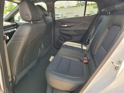 2025 Buick Envista Preferred FWD
