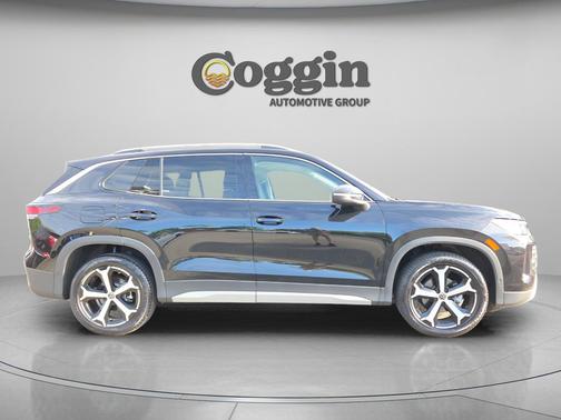 Deep Black Pearl 2025 Volkswagen Tiguan 2.0T SE