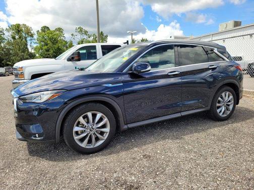 2022 INFINITI QX50 LUXE AWD