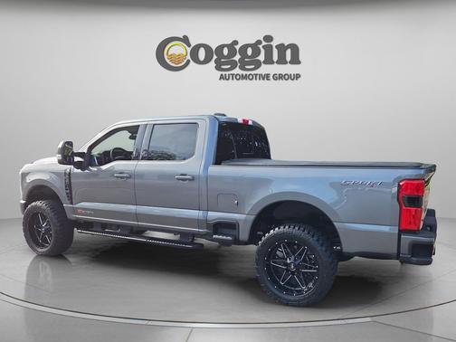 Carbonized Gray Metallic 2024 Ford F-250 XLT
