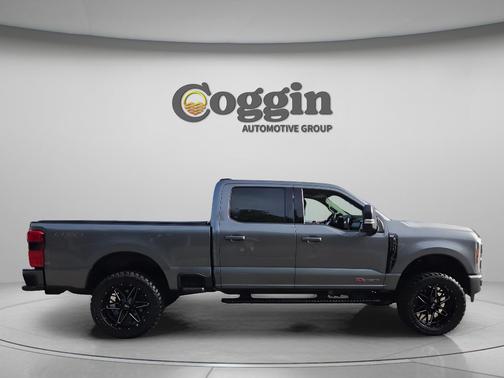 Carbonized Gray Metallic 2024 Ford F-250 XLT