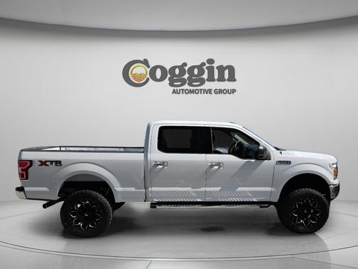 Oxford White 2019 Ford F-150 XLT