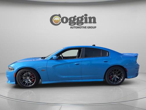 B5 Blue Pearlcoat 2016 Dodge Charger SRT 392