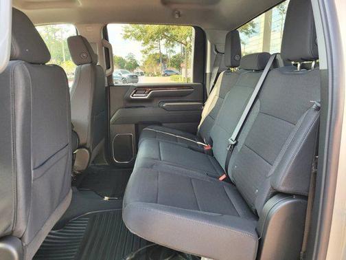 2026 GMC Sierra 2500 SLE