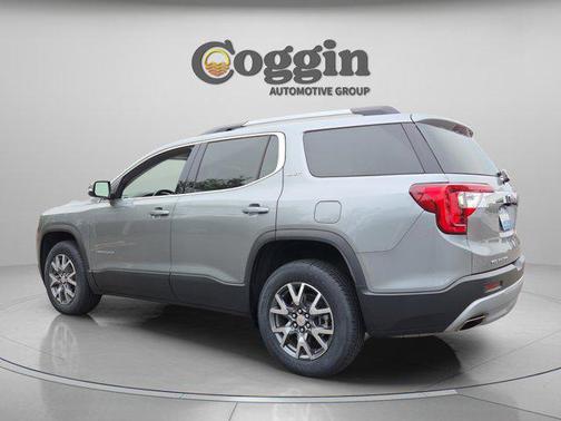 Sterling Metallic 2023 GMC Acadia FWD SLT