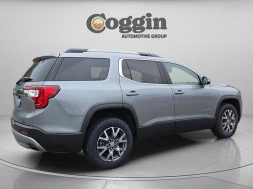Sterling Metallic 2023 GMC Acadia FWD SLT