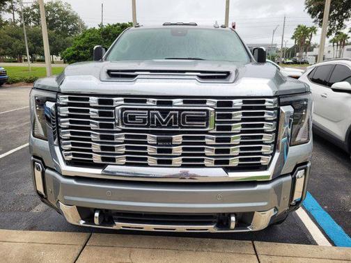 2024 GMC Sierra 2500 Denali
