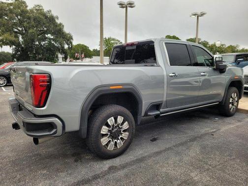 2024 GMC Sierra 2500 Denali