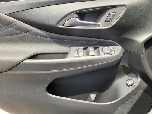 2025 Buick Envista Sport Touring FWD