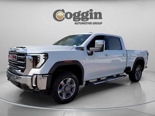 Glacier White Tricoat 2026 GMC Sierra 2500 SLT Truck