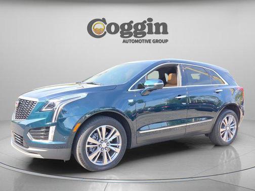 Emerald Lake Metallic 2025 Cadillac XT5 Premium Luxury
