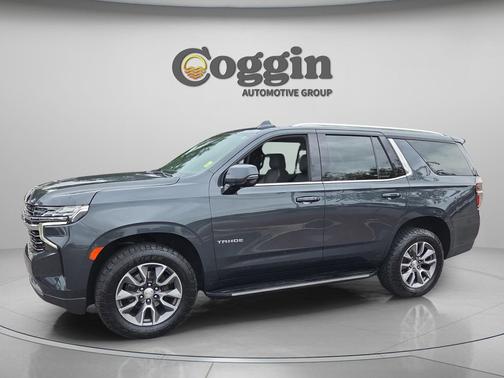 Evergreen Gray Metallic 2022 Chevrolet Tahoe LT